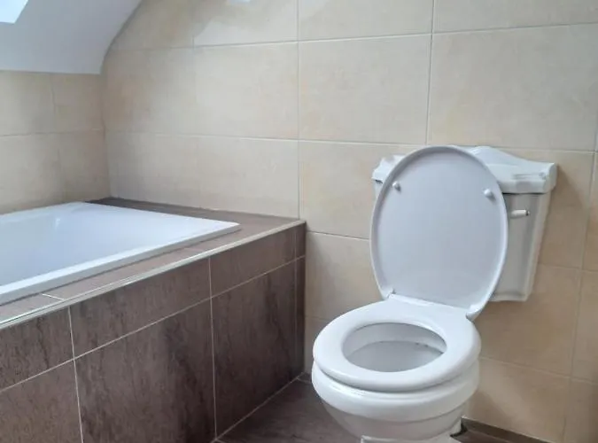 Glenmore House Couette-café 3*